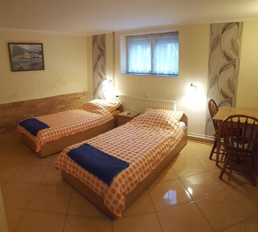 Hársfavirág Vendégház Pápa Exterior foto